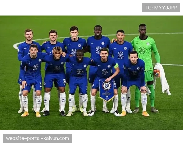 拜仁三线作战下的阵容管理策略：联赛轮换与欧冠冲刺的平衡